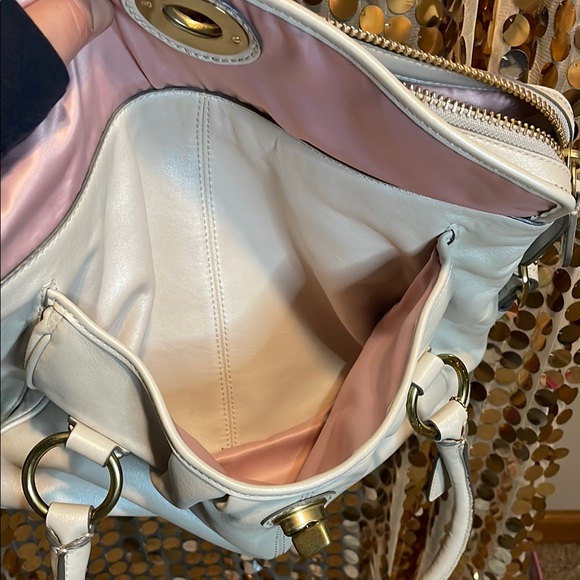 EUC Coach white metallic shimmer Leather Handbag - Picture 10 of 10